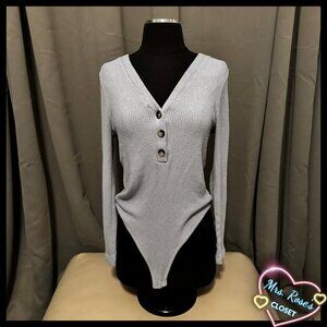 Yummy Light Blue Long Sleeved Bodysuit Size Large